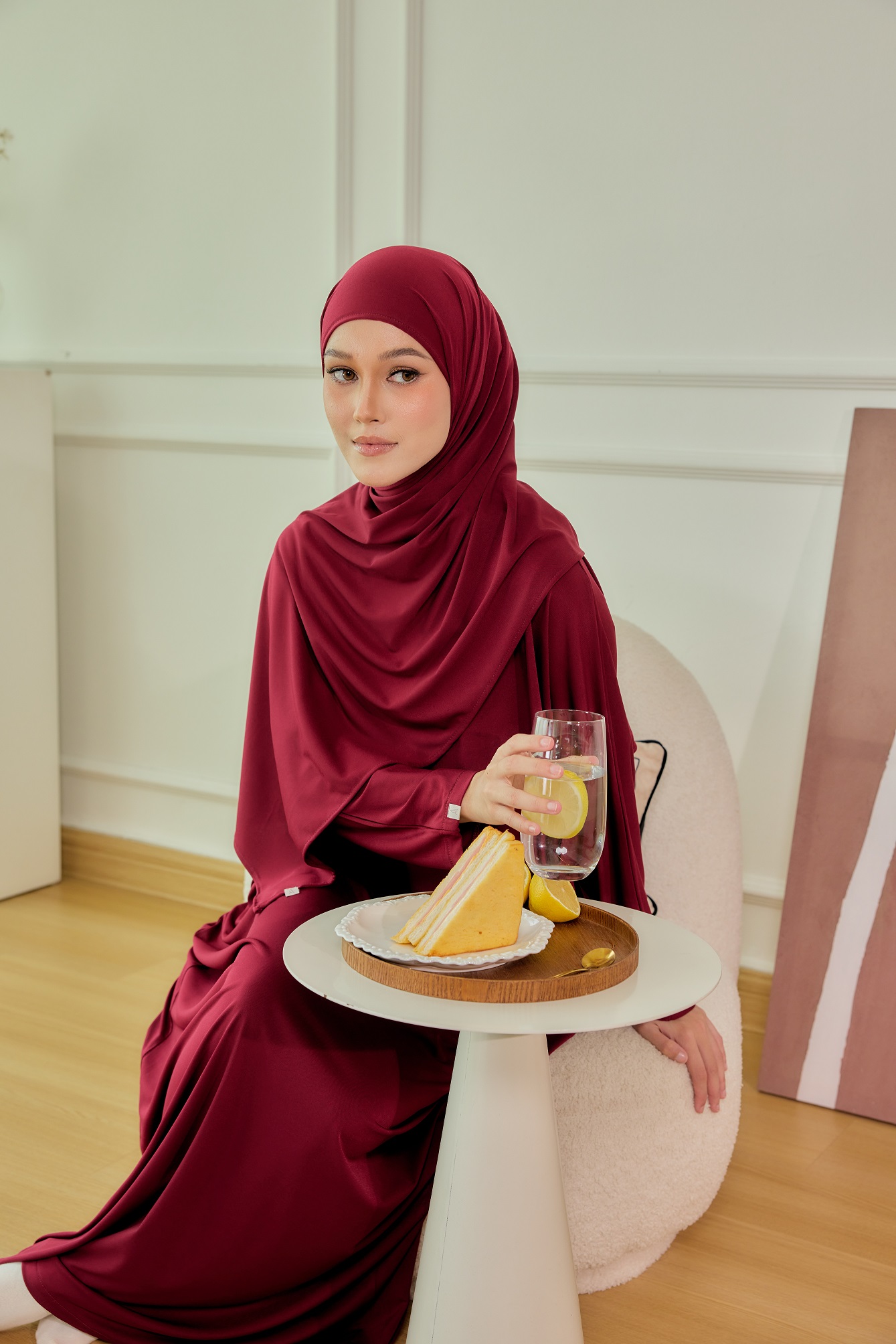 Noa Shawl In Dark Maroon