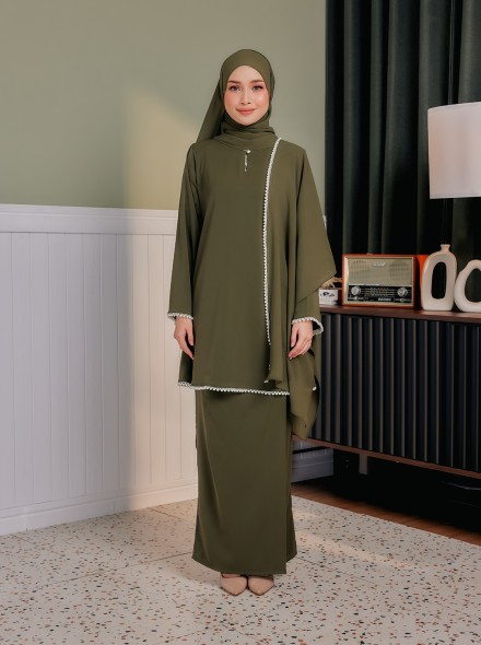 Dara Set In Olive Green Dara Set In Olive Green