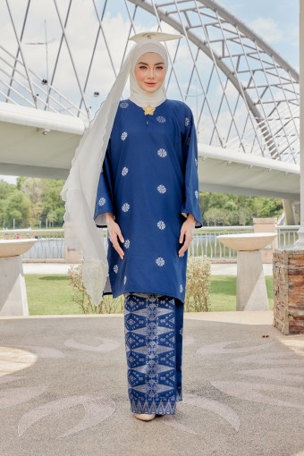Kuntum Deep Blue