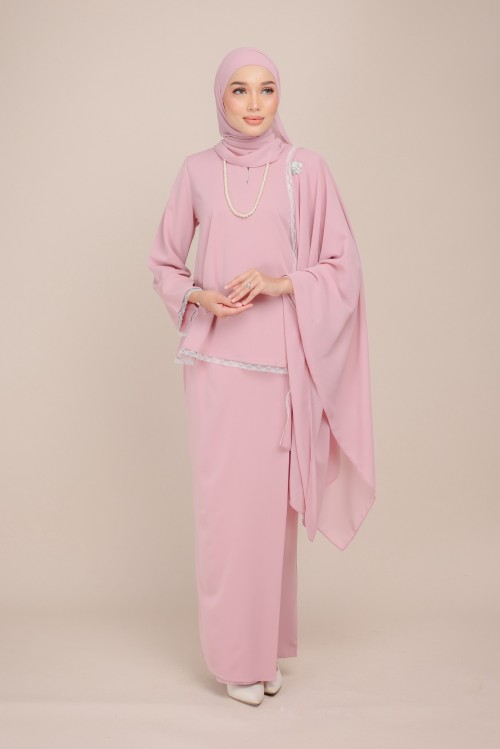 Dinda New Soft Pink With Selendang