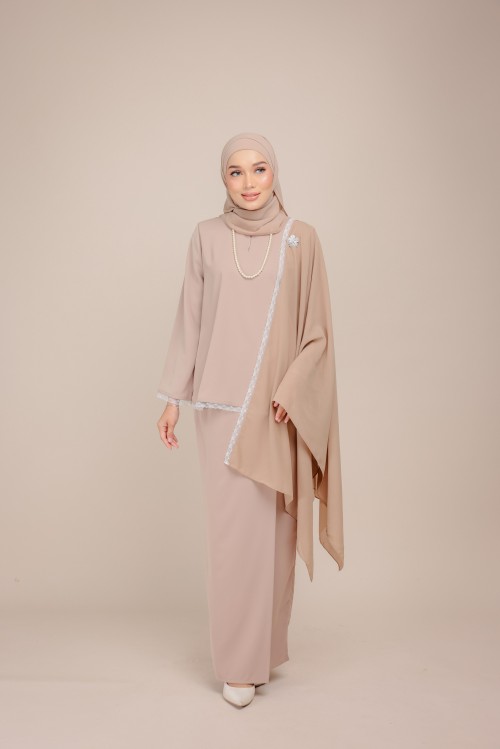 Dinda New Soft Brown With Selendang