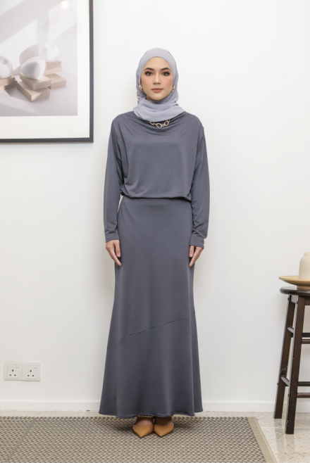 Dyana in Ash Grey