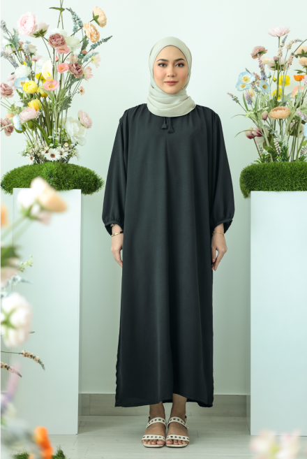 Alice Plain in Black