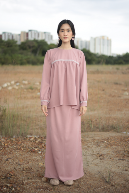 Deena in Dusty Pink