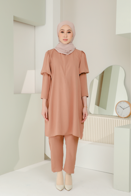 Gia in Brown