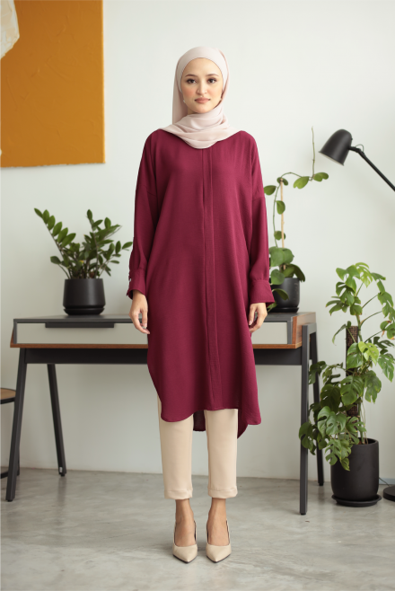 Kaara Women in Maroon