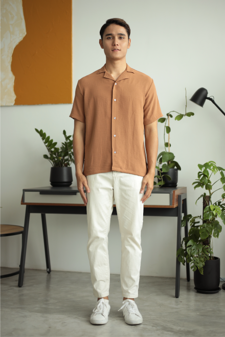 Kaara Men in Tawny Brown