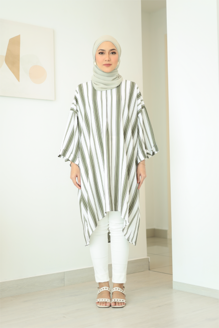 Nia Midi in White Olive