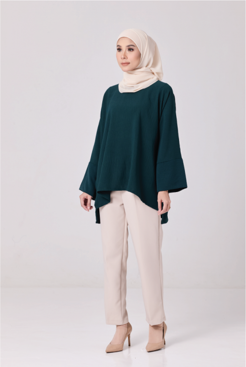 Melly Top in Emerald Green