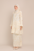 Jelita in Creamy White