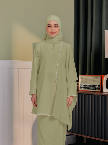 Dara Set In Pear Green Dara Set In Pear Green
