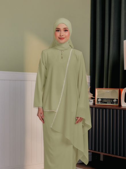Dinda Set 2.0 In Pear Green Dinda Set 2.0 In Pear Green