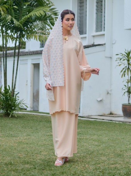 Nyaman In Champagne Peach Nyaman In Champagne Peach
