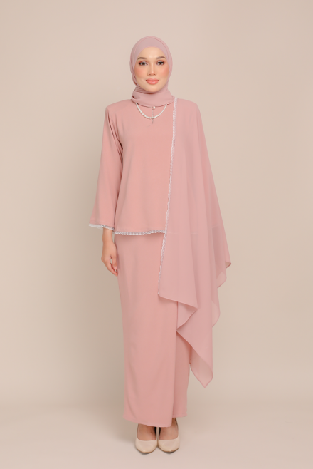 Dinda Soft Pink with Lace Shawl